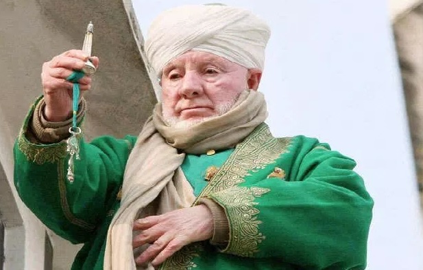 Hazratbal shrine's head priest dies