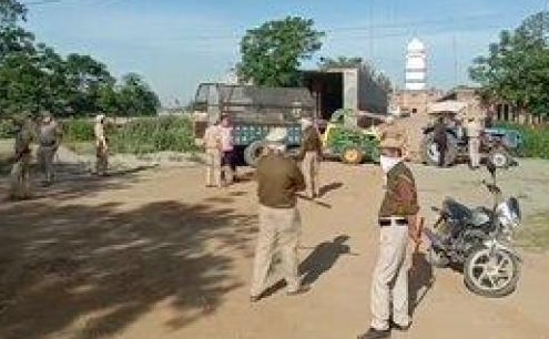 Punjab police officer's hand chopped off in lockdown attack; Centre puts focus on plans to ease some restrictions