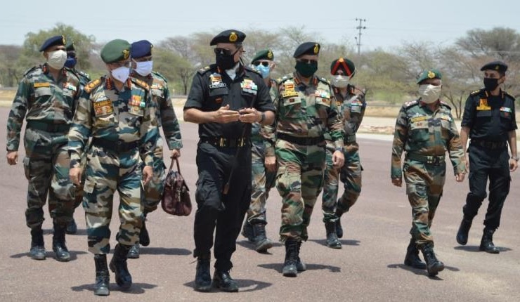 Army chief visits forward areas of Sapta Shakti Command